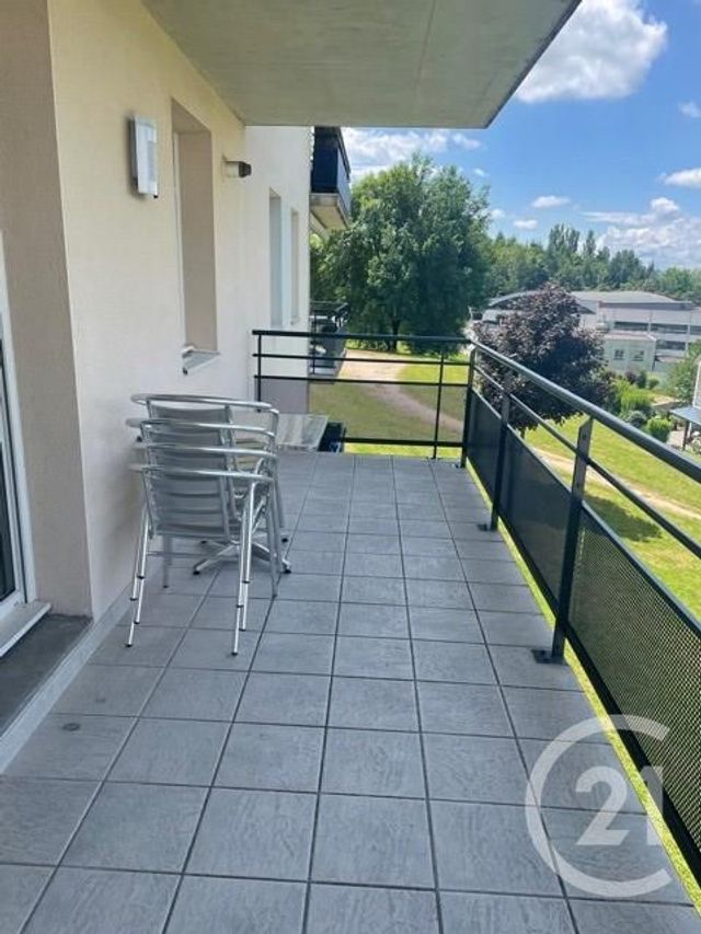 Appartement F3 à louer - 3 pièces - 63.37 m2 - MONTBELIARD - 25 - FRANCHE-COMTE - Century 21 Les Portes De L'Est