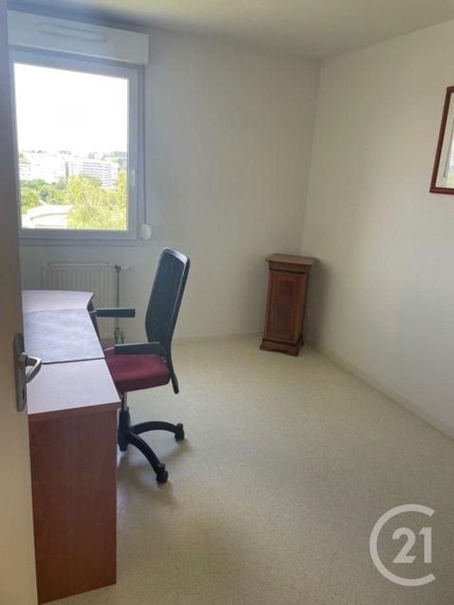 Appartement F3 à louer - 3 pièces - 63.37 m2 - MONTBELIARD - 25 - FRANCHE-COMTE - Century 21 Les Portes De L'Est