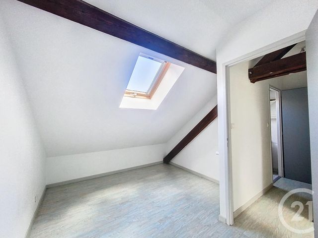 Appartement F3 à louer - 3 pièces - 55.0 m2 - MONTBELIARD - 25 - FRANCHE-COMTE - Century 21 Les Portes De L'Est