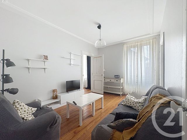 Appartement F3 à louer - 3 pièces - 77.72 m2 - BELFORT - 90 - FRANCHE-COMTE - Century 21 Les Portes De L'Est