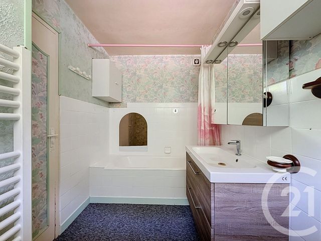 maison à vendre - 5 pièces - 83.37 m2 - PONT DE ROIDE VERMONDANS - 25 - FRANCHE-COMTE - Century 21 Les Portes De L'Est