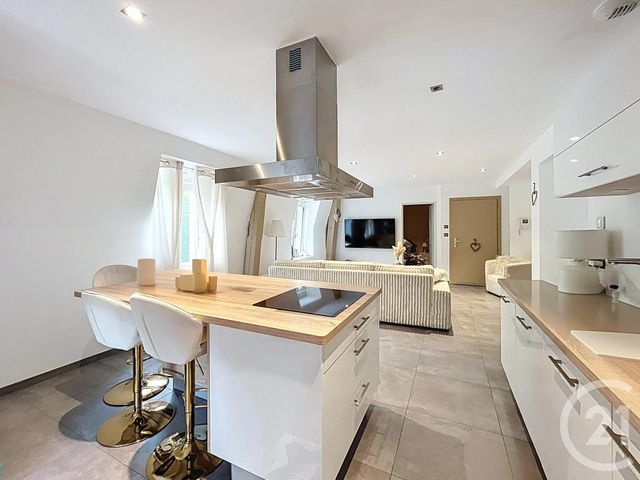 Appartement F3 à louer - 3 pièces - 76.27 m2 - VALENTIGNEY - 25 - FRANCHE-COMTE - Century 21 Les Portes De L'Est