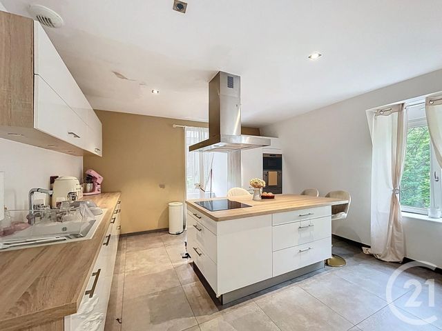 Appartement F3 à louer - 3 pièces - 76.27 m2 - VALENTIGNEY - 25 - FRANCHE-COMTE - Century 21 Les Portes De L'Est