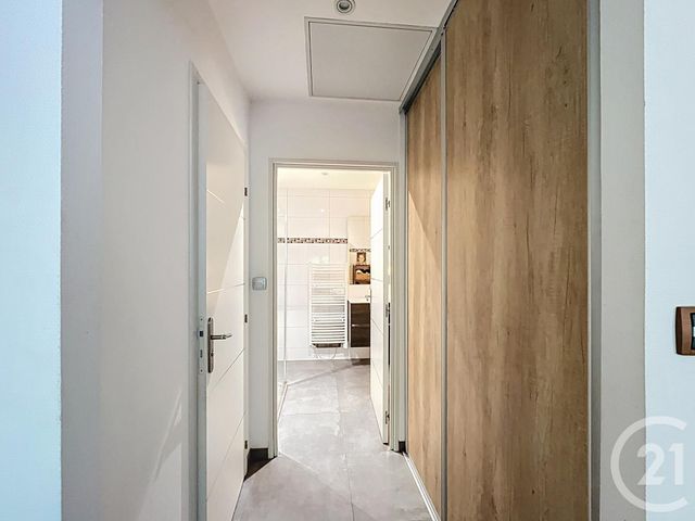 Appartement F3 à louer - 3 pièces - 76.27 m2 - VALENTIGNEY - 25 - FRANCHE-COMTE - Century 21 Les Portes De L'Est