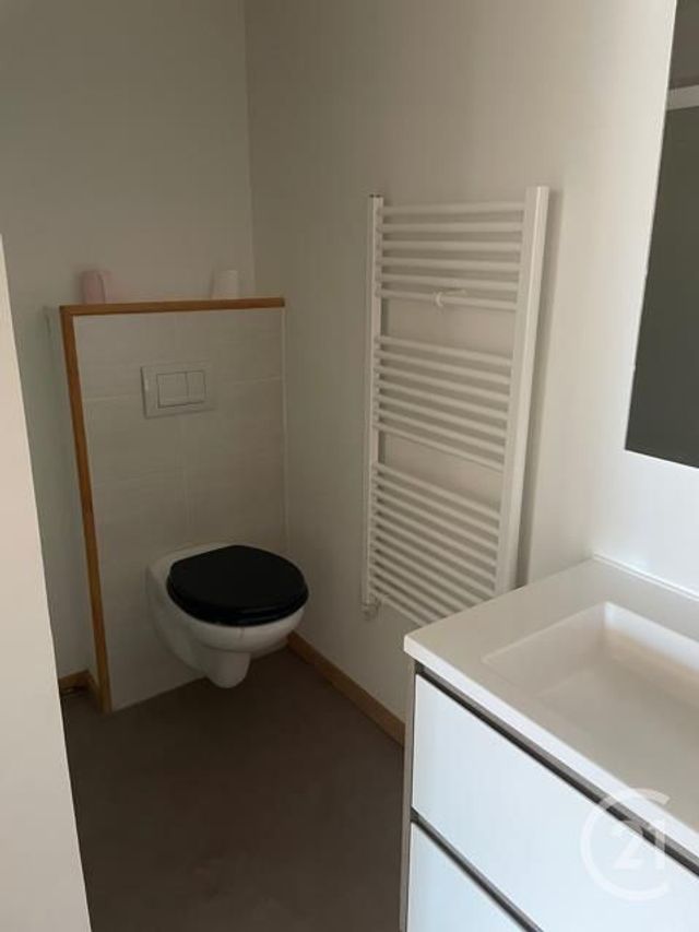 Appartement Studio à louer - 1 pièce - 24.0 m2 - VALENTIGNEY - 25 - FRANCHE-COMTE - Century 21 Les Portes De L'Est