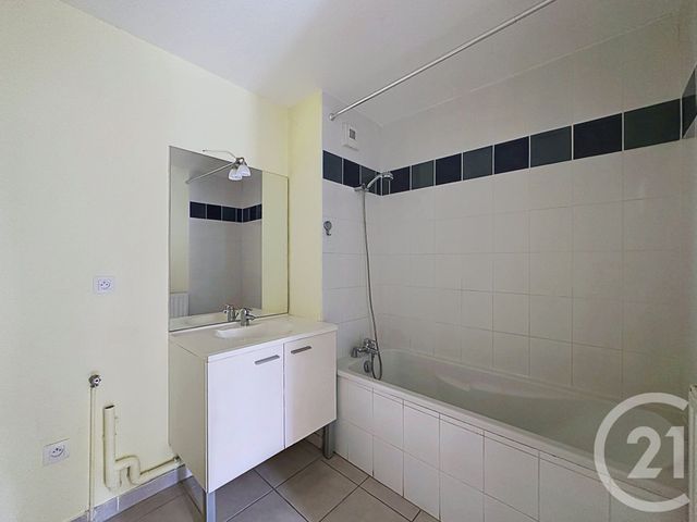 Appartement F3 à vendre - 3 pièces - 64.4 m2 - AUDINCOURT - 25 - FRANCHE-COMTE - Century 21 Les Portes De L'Est