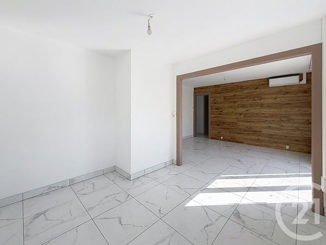 Appartement F4 à louer - 4 pièces - 73.0 m2 - AUDINCOURT - 25 - FRANCHE-COMTE - Century 21 Les Portes De L'Est
