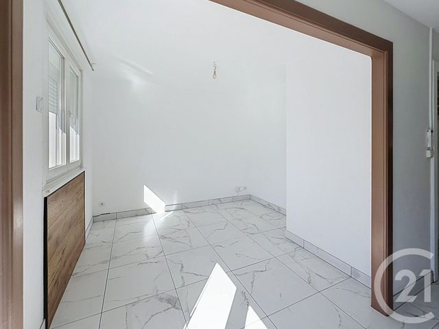 Appartement F4 à louer - 4 pièces - 73.0 m2 - AUDINCOURT - 25 - FRANCHE-COMTE - Century 21 Les Portes De L'Est