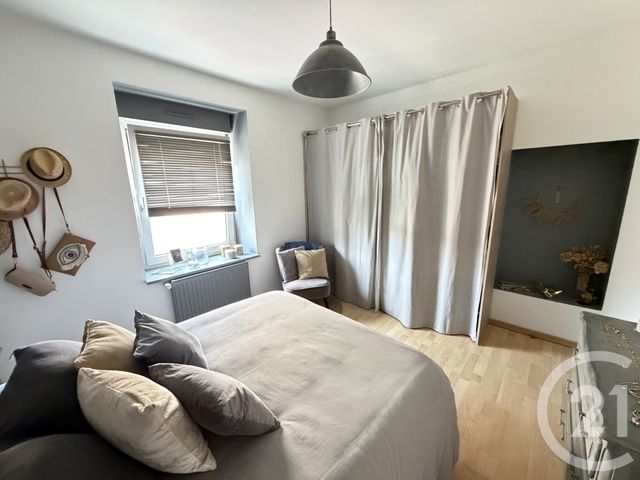 Appartement F3 à vendre - 3 pièces - 60.75 m2 - VALENTIGNEY - 25 - FRANCHE-COMTE - Century 21 Les Portes De L'Est