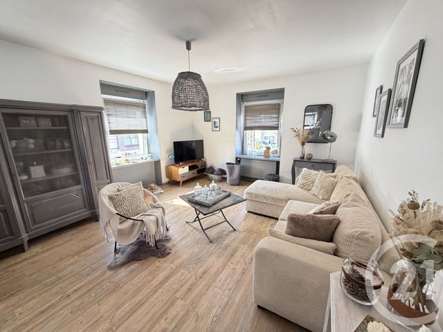 Appartement F3 à vendre - 3 pièces - 60.75 m2 - VALENTIGNEY - 25 - FRANCHE-COMTE - Century 21 Les Portes De L'Est