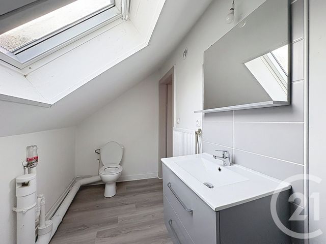 Appartement T2 à louer - 2 pièces - 30.0 m2 - SELONCOURT - 25 - FRANCHE-COMTE - Century 21 Les Portes De L'Est