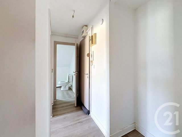 Appartement T2 à louer - 2 pièces - 30.0 m2 - SELONCOURT - 25 - FRANCHE-COMTE - Century 21 Les Portes De L'Est