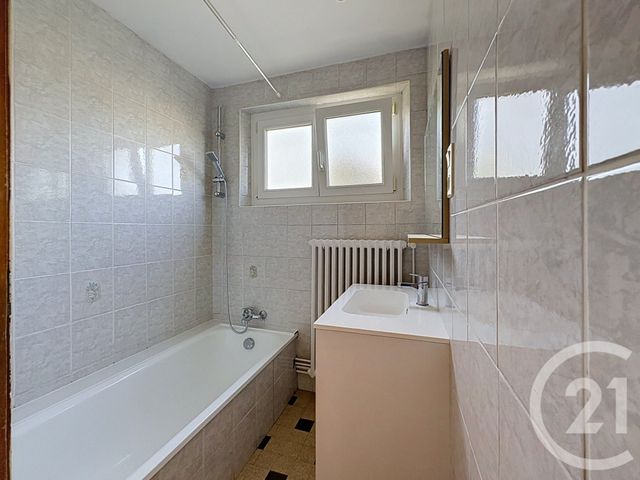 Appartement F3 à louer - 3 pièces - 72.29 m2 - EXINCOURT - 25 - FRANCHE-COMTE - Century 21 Les Portes De L'Est