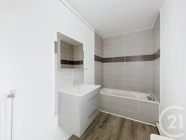 Appartement T2 à louer - 2 pièces - 47.68 m2 - SELONCOURT - 25 - FRANCHE-COMTE - Century 21 Les Portes De L'Est