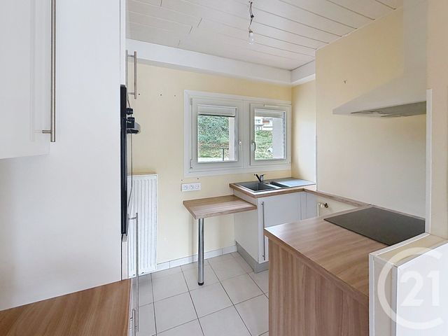 Appartement F4 à louer - 4 pièces - 58.82 m2 - BEAUCOURT - 90 - FRANCHE-COMTE - Century 21 Les Portes De L'Est