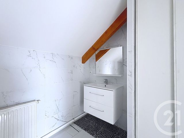 Appartement F5 à louer - 5 pièces - 93.3 m2 - ETUPES - 25 - FRANCHE-COMTE - Century 21 Les Portes De L'Est