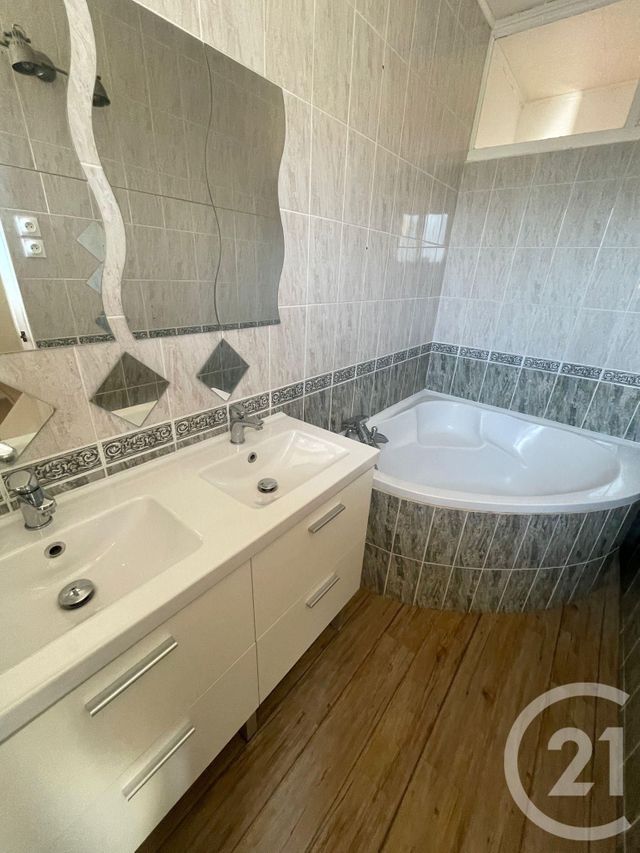 maison à louer - 4 pièces - 76.69 m2 - AUDINCOURT - 25 - FRANCHE-COMTE - Century 21 Les Portes De L'Est