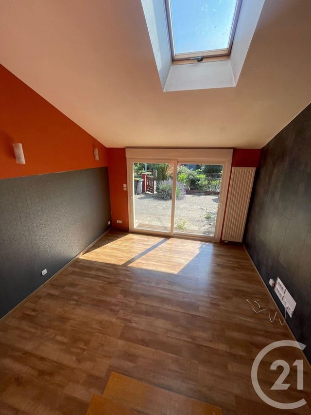 maison à louer - 4 pièces - 76.69 m2 - AUDINCOURT - 25 - FRANCHE-COMTE - Century 21 Les Portes De L'Est